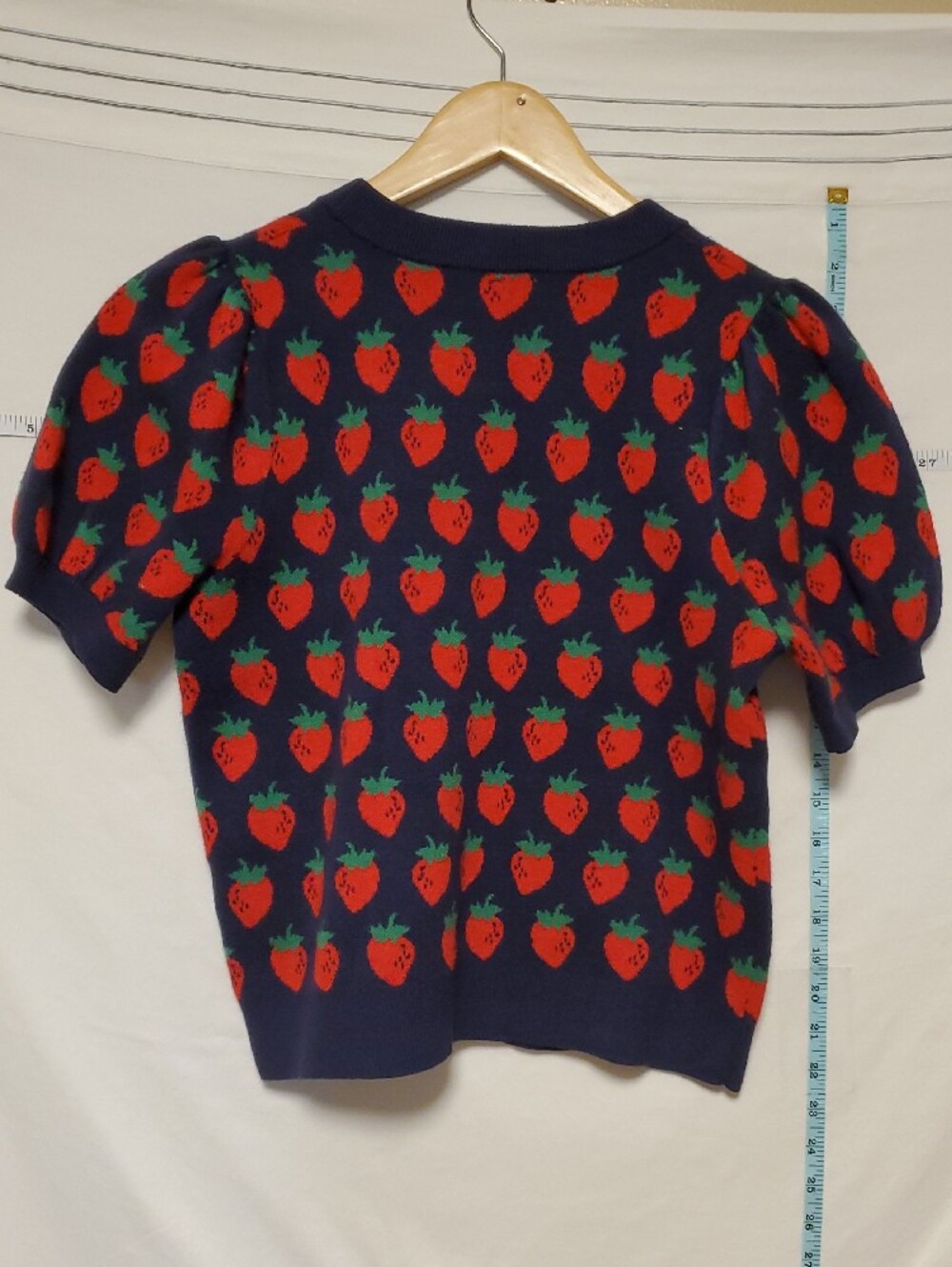 Maeve Anthropologie Navy Short Puff Sleeve Sweater Red Strawberry Med Novelty - Picture 3 of 5